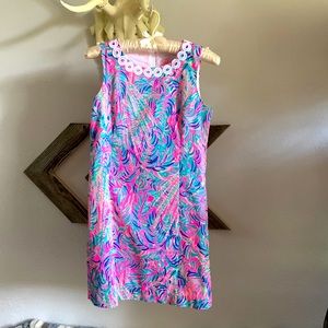 Lilly Pulitzer Shift Dress. Worn once! Size 14. Beautiful detailed neckline!!